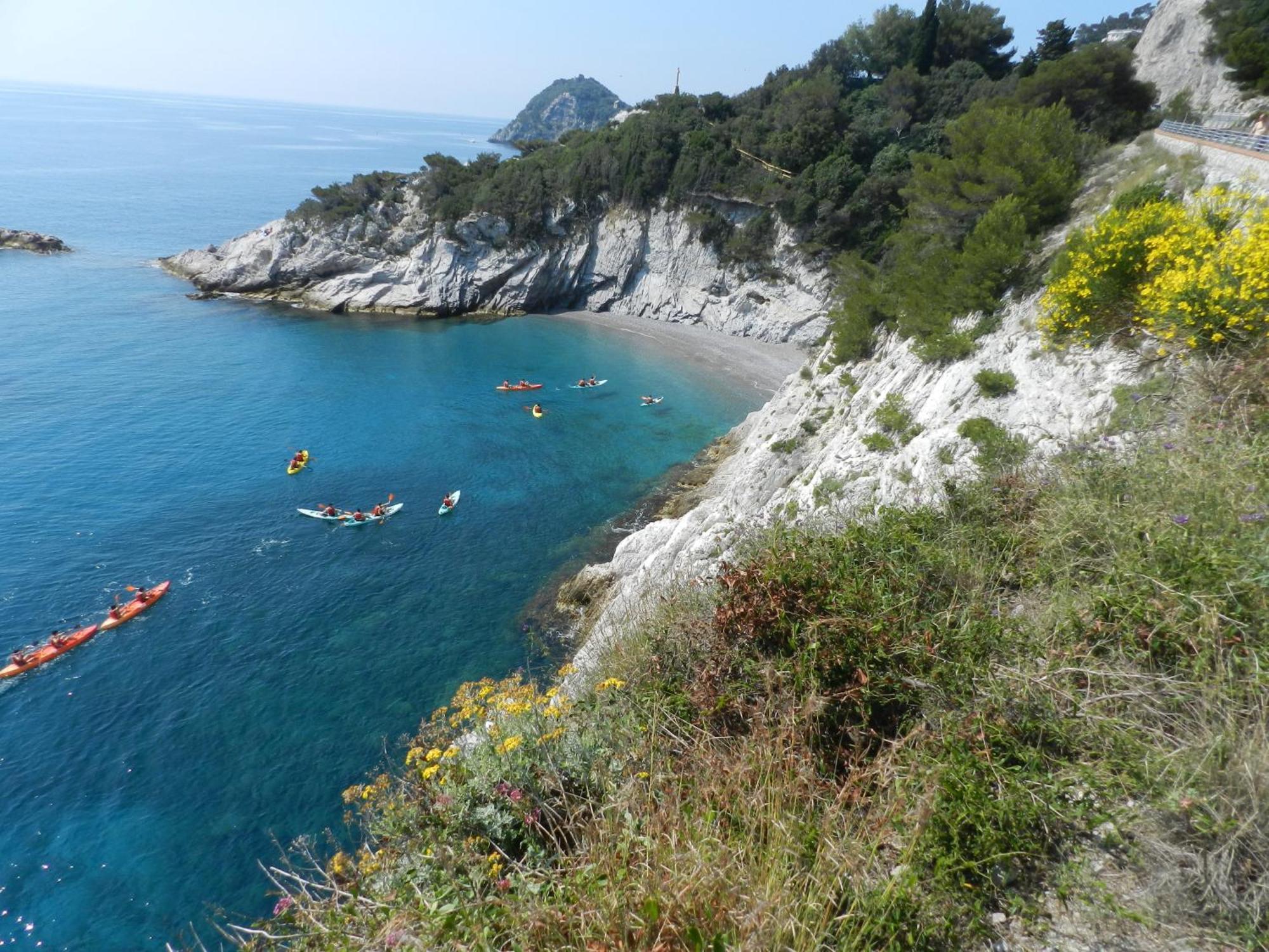 Il Giardino Sull'Isola - Appartamento - แบร์เจจจี ภายนอก รูปภาพ